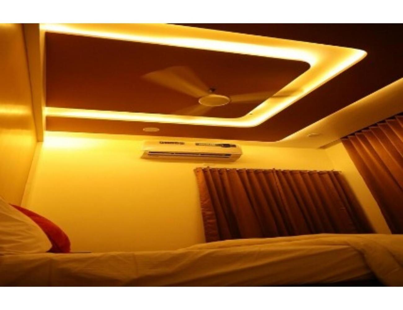 Hotel The Pill, Bhavnagar Dış mekan fotoğraf